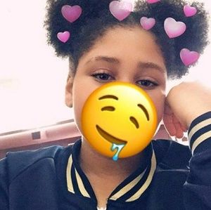 Meet your Posher, Mayana